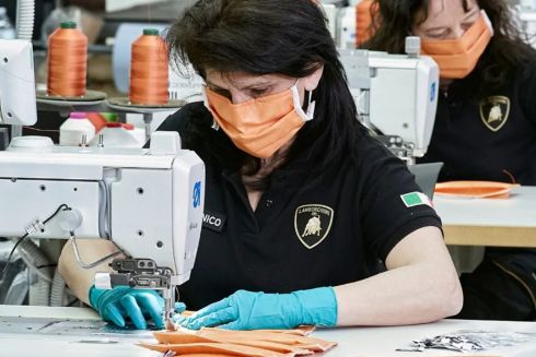 Lamborghini буде виробляти захисні маски для медиків