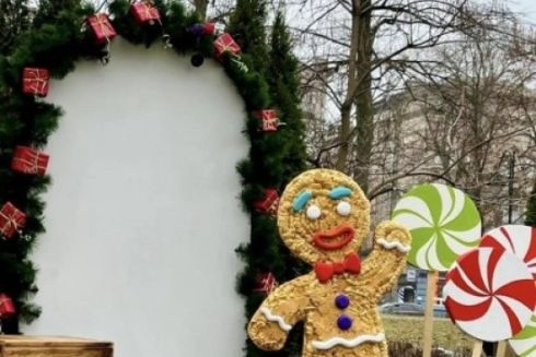 Святкові фотозони в парках Києва облаштував “Київзеленбуд”: фото