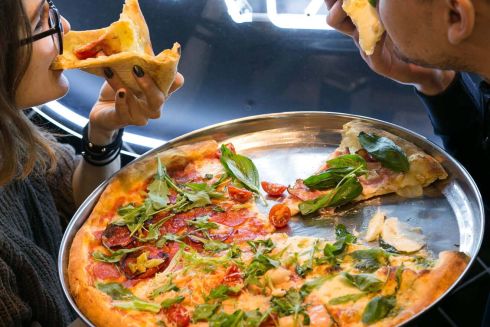 Фудзона Борисова открылась в магазине &laquo;КОЛО&raquo; на Позняках: готовят пинцу, хот-доги и шаурму