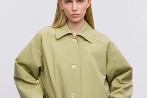 10 весняних плащів і тренчів від українських брендів