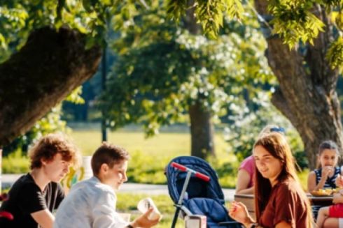 На ВДНГ об&rsquo;єднають всі фудкорти в єдиний простір "Фудплаза": деталі