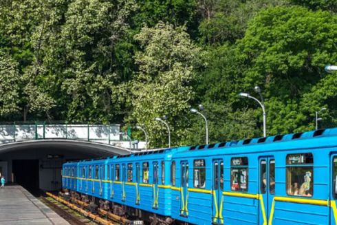 У Києві внаслідок російської атаки не працюють 6 станцій метро: подробиці