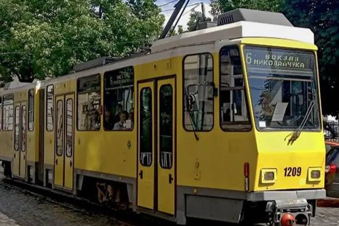 До Львова почали надходити перші вживані енергоощадні трамваї з Берліна