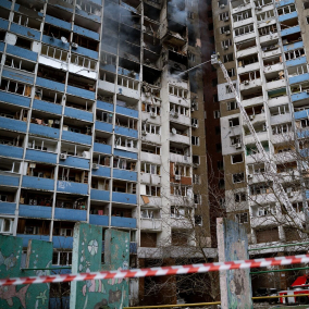 Будинок постраждав внаслідок російської атаки: 150 родин з Теремків потребують житла