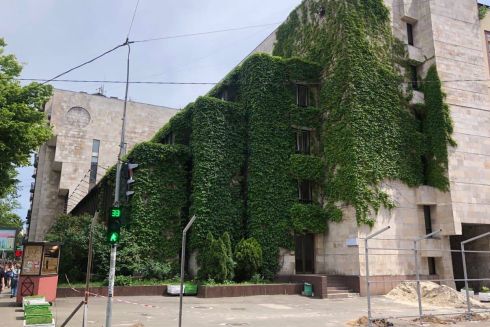 Суд відхилив апеляцію з авторського права архітектора будівлі «Квіти України»