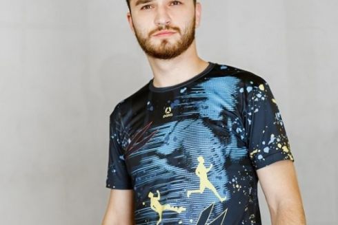 «Новая почта» выпустила благотворительную линейку спортивной одежды к «Самому длинному в мире марафону»