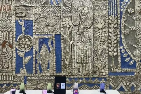 Магазин в Івано-Франківську зберіг мозаїку 1960-х, зробивши її частиною інтер&rsquo;єру