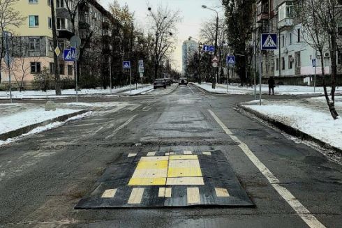 У Києві встановили першу «берлінську подушку»