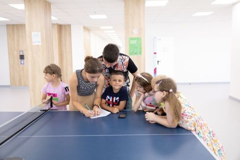 У Києві відкрили безкоштовний освітній хаб для дітей переселенців: як записатися