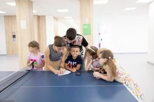 У Києві відкрили безкоштовний освітній хаб для дітей переселенців: як записатися