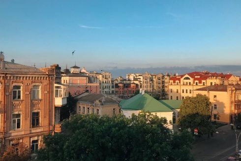 Ринок оренди житла в Києві починає зростати: з початком війни він впав на 40%