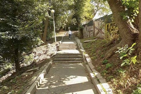 Сходи від Арсенальної до Паркової дороги планують відремонтувати