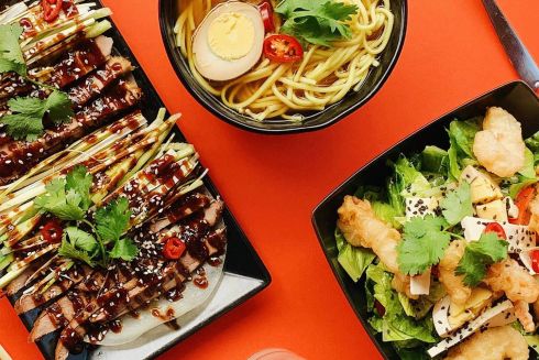 На Бессарабке открылось кафе Chin Chin с китайскими пельменями и жареным молоком