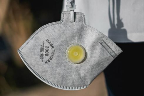 Air Canada і Lufthansa Group заборонять польоти в масках з клапанами