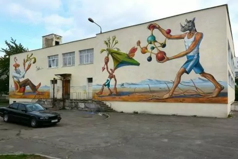 У Подільському районі з'явився новий мурал від Interesni Kazki: фото