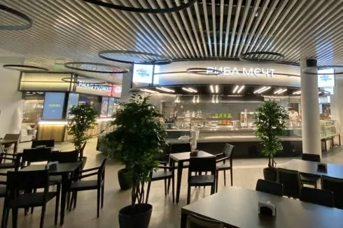 Первые фото нового фудмаркета Stars в Blockbuster Mall, который объединяет 28 концепций