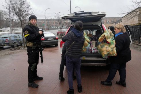 Если нужен бронежилет, еда для кота или лекарства: два полезных сервиса во время войны