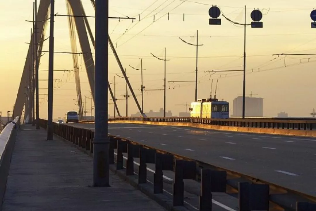 У Києві на 2,5 місяці частково перекриють Північний міст