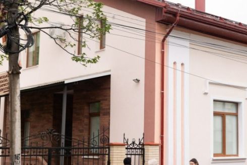 У Чернівцях стару адмінбудівлю переобладнали під гуртожиток для ВПО