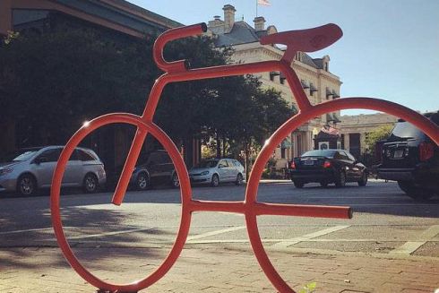 Біля станцій метро у Києві встановлять безкоштовні велопаркінги