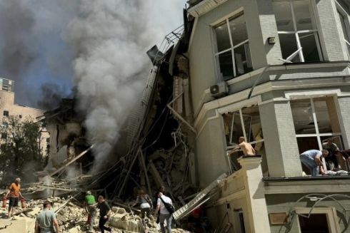 “Охматдит” оголосив тендер на 9,5 млн грн на протиаварійні роботи у пошкодженому рф корпусі лікарні