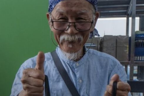 Японський волонтер відкрив друге безкоштовне кафе у Харкові