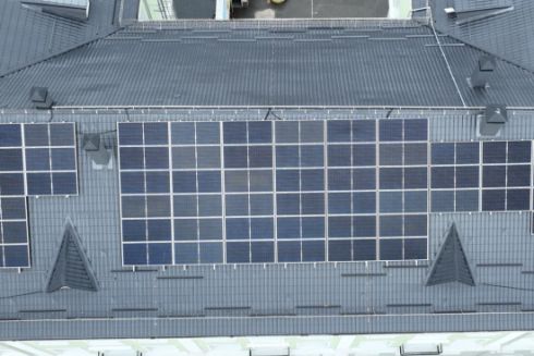 В ирпенском лицее установили гибридную солнечную станцию