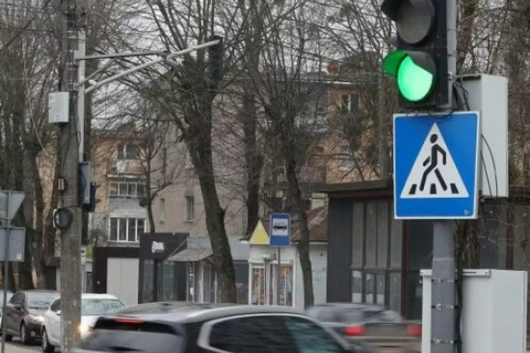 Під час відключень світла у Львові працюють 90% світлофорів