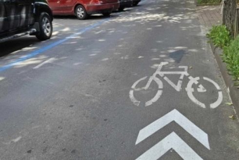 У центрі Києва можуть створити смугу для спільного руху автівок і велосипедів