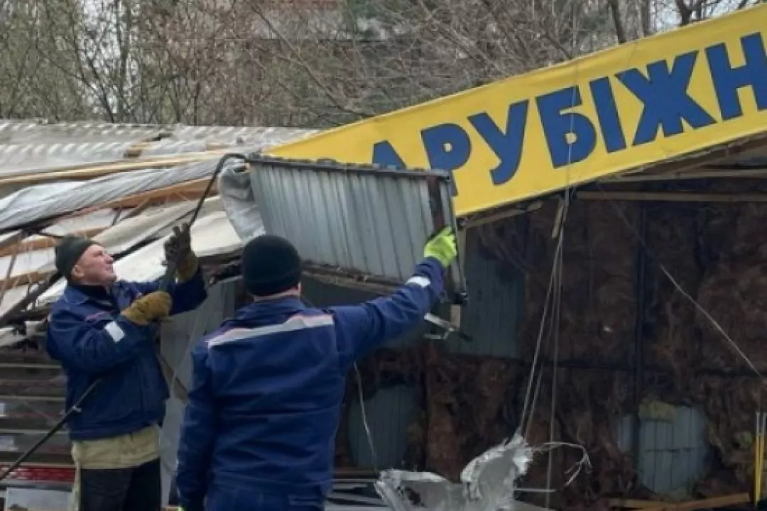 Як у Києві демонтують МАФи і хто має прибирати після &mdash; пояснення від &ldquo;Київблагоустрою&rdquo;