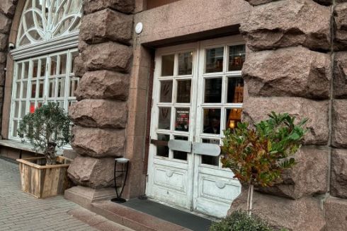 Алекс Купер закриває азійське бістро Tachinomi: на його місці відкриють італійський ресторан