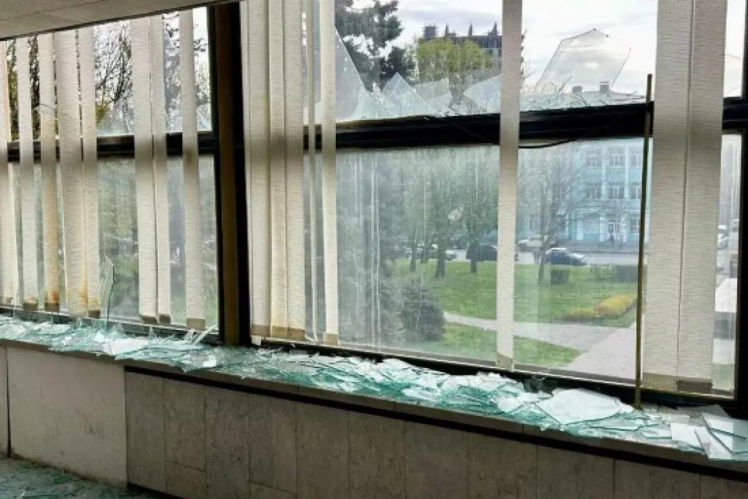 Готель &ldquo;Асторія&rdquo;, головпоштамт і музей: через атаку на Дніпро постраждали десятки історичних будівель