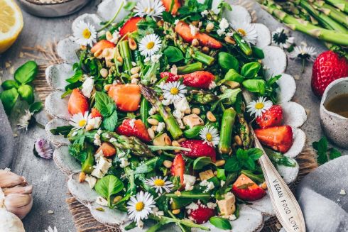 Що готувати зі спаржі: 6 свіжих ідей