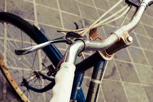 На Оболони открыли еще один бесплатный велопаркинг