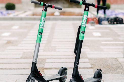 Bolt снижает цены на прокат электросамокатов в Киеве. Сервис также запускают во Львове и Одессе