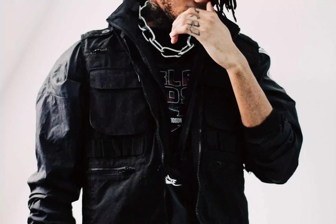 Кто такой этот рэпер Scarlxrd, который едет в Киев