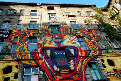 В Берлине расселили один из самых известных в мире сквотов