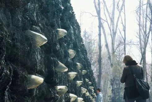 Марина Абрамович откроет свою инсталляцию в мемориальном центре в Бабьем Яру