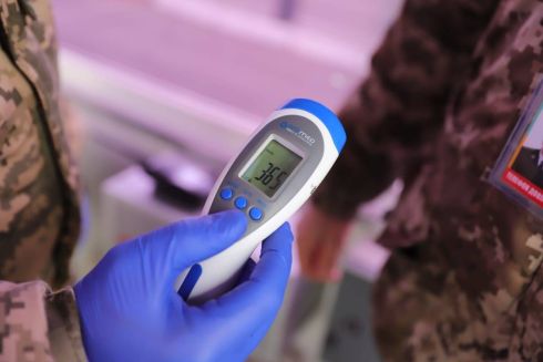 В киевских ТРЦ будут проверять температуру посетителям. Кинотеатры отменяют сеансы