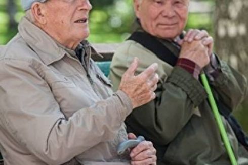 &laquo;Жизнелюб&raquo;, Rozetka и &laquo;Новая Почта&raquo; запустили акцию &laquo;Подвешенные продукты&raquo; для пенсионеров