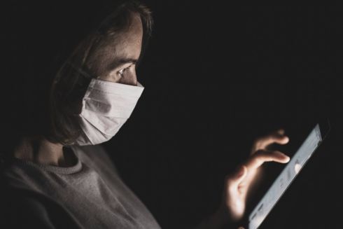 Apple показала статистику передвижений во время карантина: украинцы сократили пешие прогулки на 52%