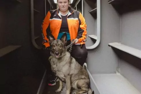 Alyona Alyona и Alina Pash запустили сбор средств на корм животным, которые живут у пожилых людей