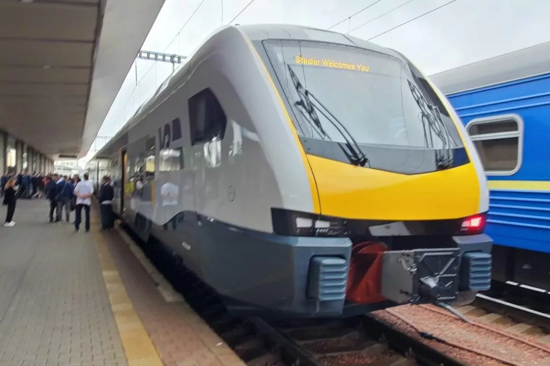 Электропоезда Stadler начнут производить в Украине: для этого планируют строить два завода