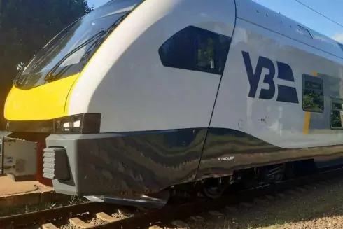 В Киеве тестируют электропоезд Stadler из Швейцарии. Его могут запустить для City Express