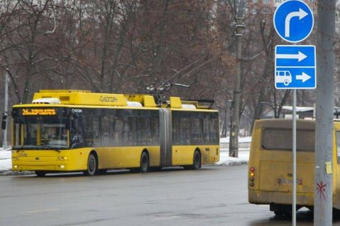 На Виноградаре обустроили выделенную полосу для общественного транспорта