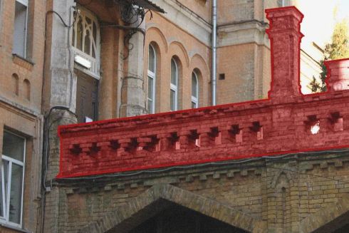 Местное ОСМД без разрешений начало демонтировать мостик в исторической усадьбе на Гончара