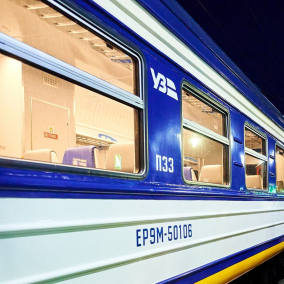Укрзалізниця запустила продаж абонементів на приміські поїзди та київську електричку