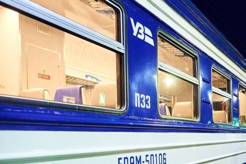 «Укрзалізниця» запустила продажу абонементов на пригородные поезда и киевскую электричку