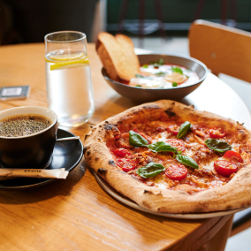 У ТРЦ Respublika Park відкрили міське кафе «1708» із неаполітанською піцою