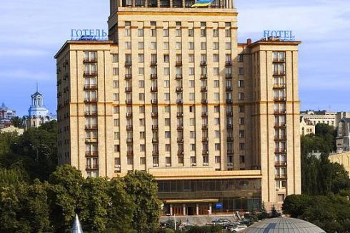 Приватизація готелю &ldquo;Україна&rdquo; на Майдані: покупець отримав фінальне погодження від АМКУ